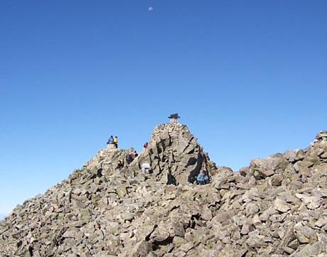 THE HOTAKA MOUNTAIN RANGE – Chubusangaku National Park